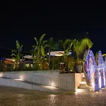 Palatial 4*