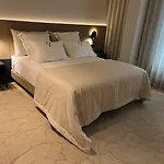 Palatial 4*