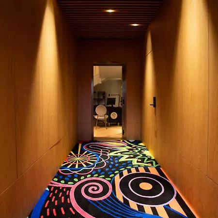 Palatial Konukevi 4*